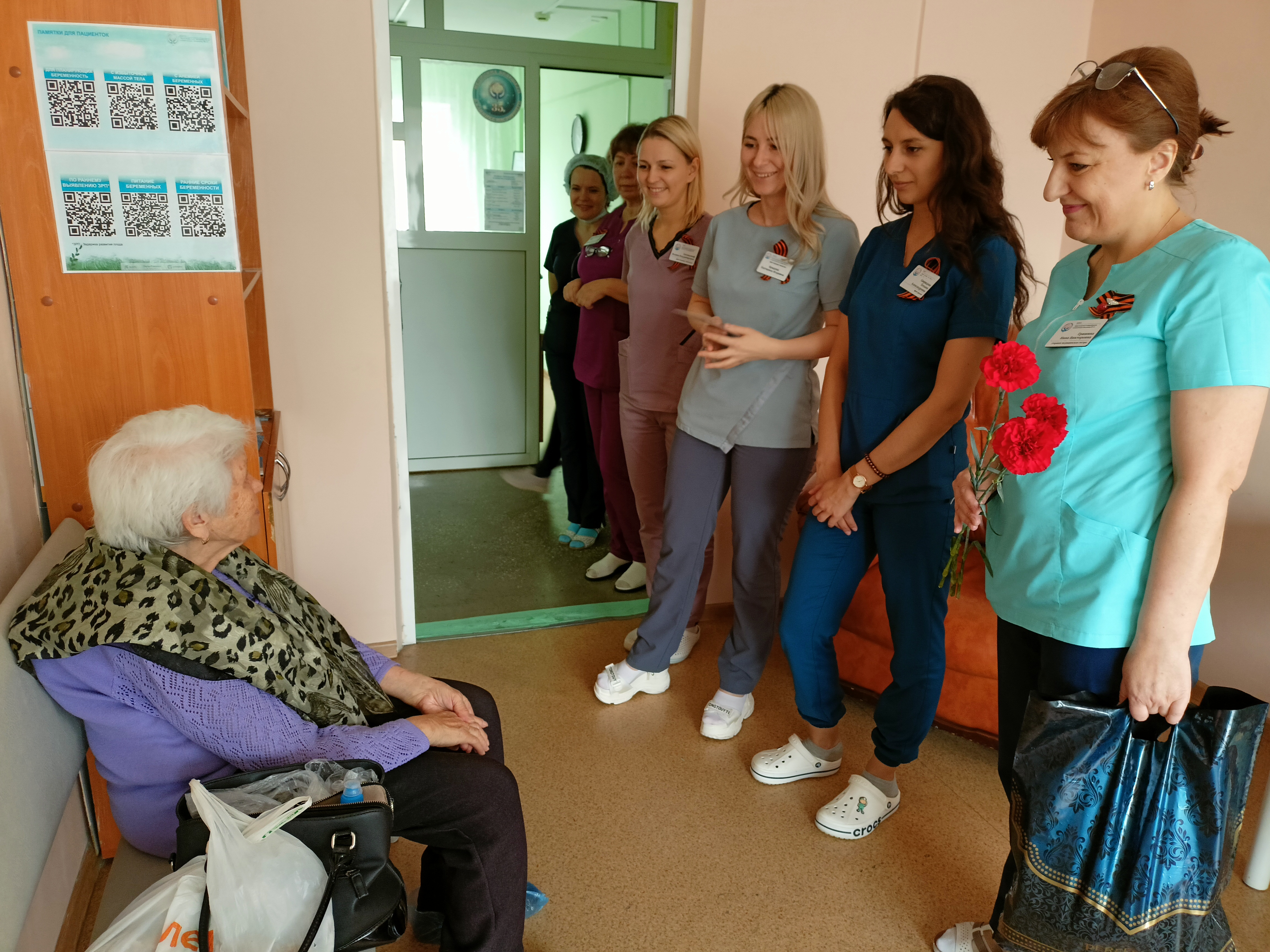 Поздравление пациентов с 78 годовщиной Великой Победы!