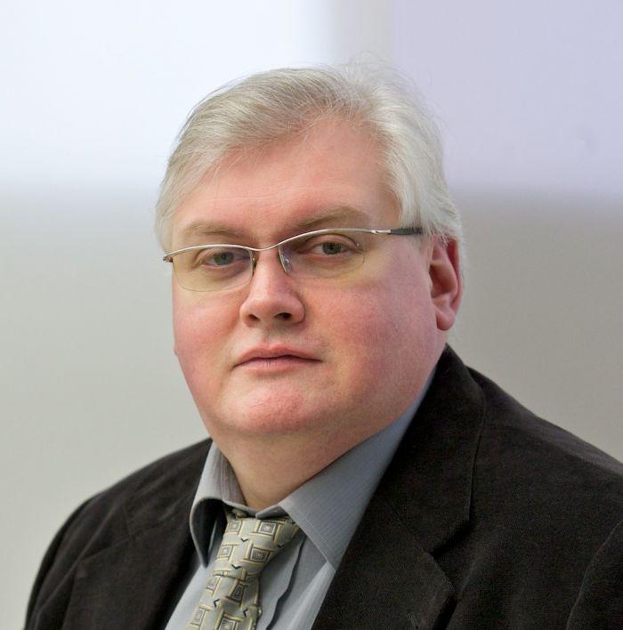 Поздравление Первого заместителя председателя Законодательного Собрания Красноярского края Алексея Михайловича Клешко с Днем медика