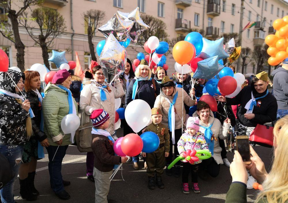 Сотрудники КГБУЗ «КМКБ №4» приняли участие в Параде Победы   