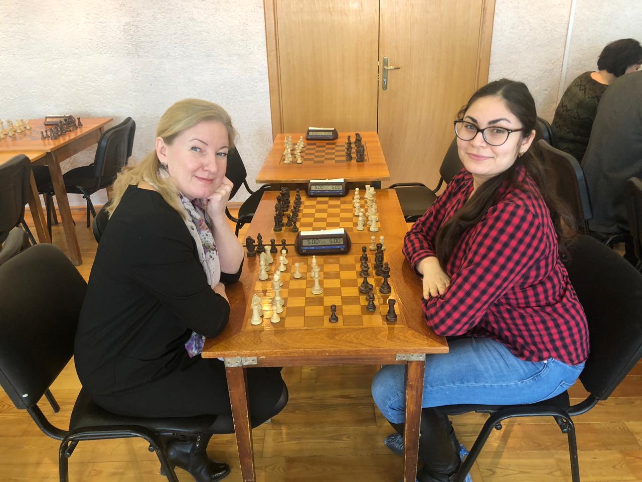 Женская сборная «КМКБ №4» стала серебряным призером Спартакиады работников здравоохранения Красноярского края в шахматах