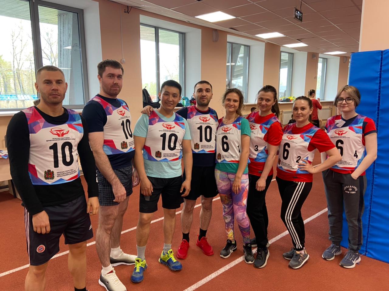 Команда "КМКБ №4" завоевала призовые места в эстафете на Спартакиаде работников здравоохранения