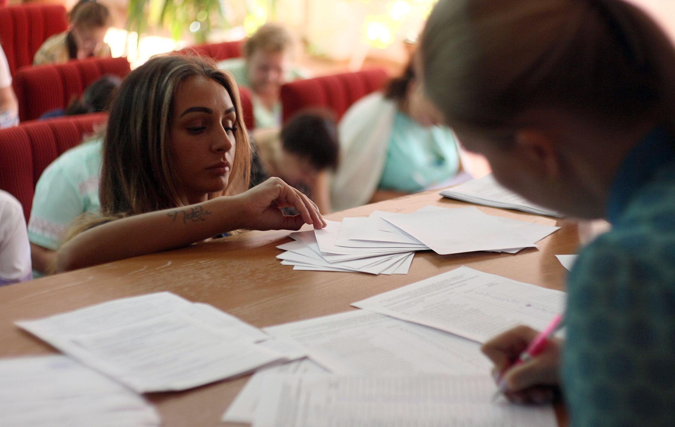 Санитары КГБУЗ «КМКБ №4» прошли профессиональное обучение 