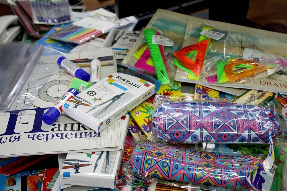 Красноярская межрайонная клиническая больница №4 помогла детям собраться в школу 