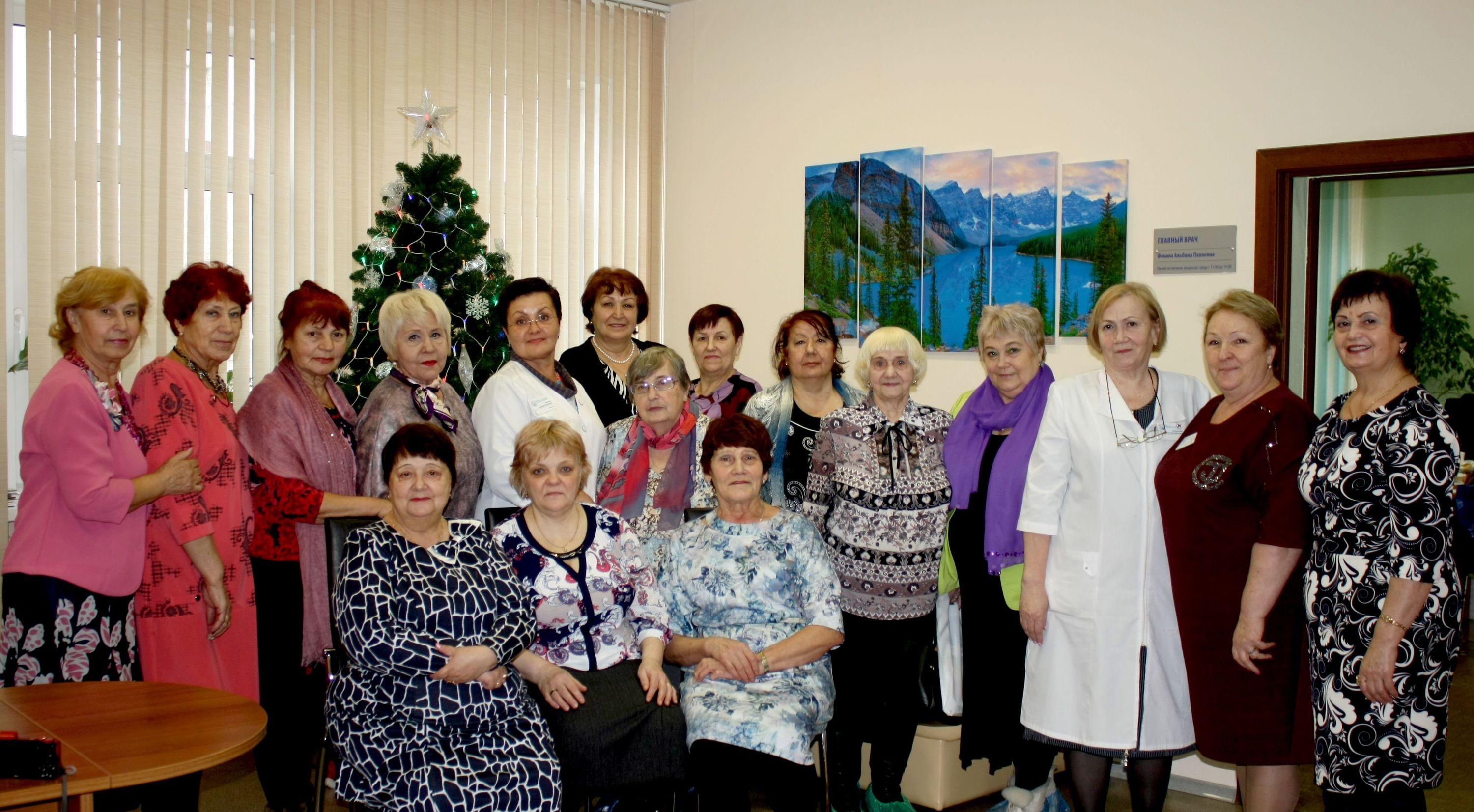 В КГБУЗ «КМКБ №4» состоялась встреча главного врача с представителями Совета ветеранов Кировского района