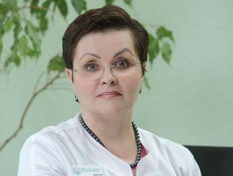 Поздравление главного врача КМКБ №4 Альбины Павловны Фокиной с Днем медицинского работника 