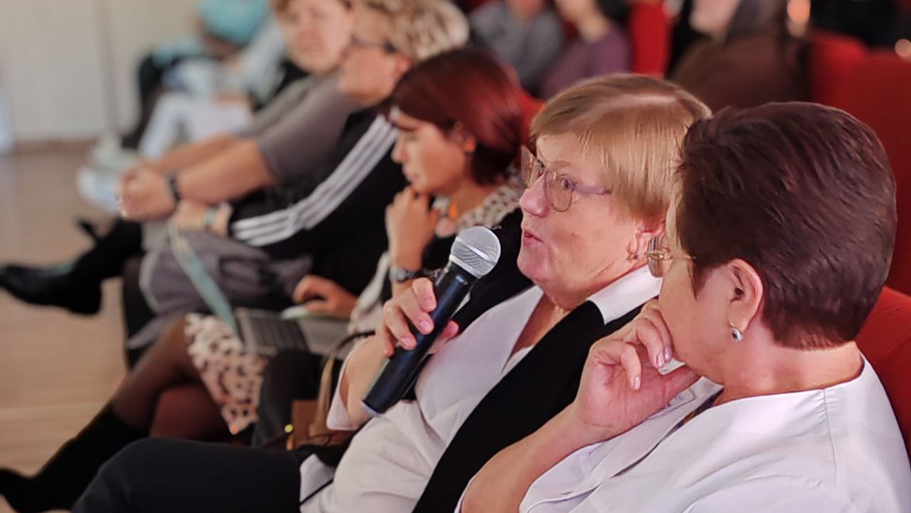 На базе Красноярской межрайонной клинической больницы № 4 провели мастер-класс по вопросам диагностики и лечению эндометриоза