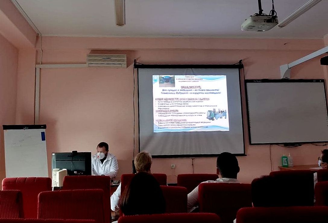 Заведующие хирургии и патанатомии отчитались о работе за 2021 год